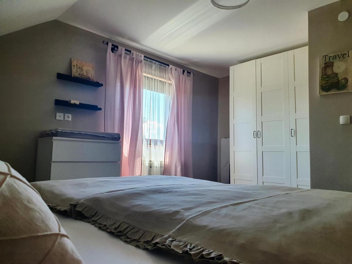 Apartment Murva Dreznik Grad Ngoại thất bức ảnh