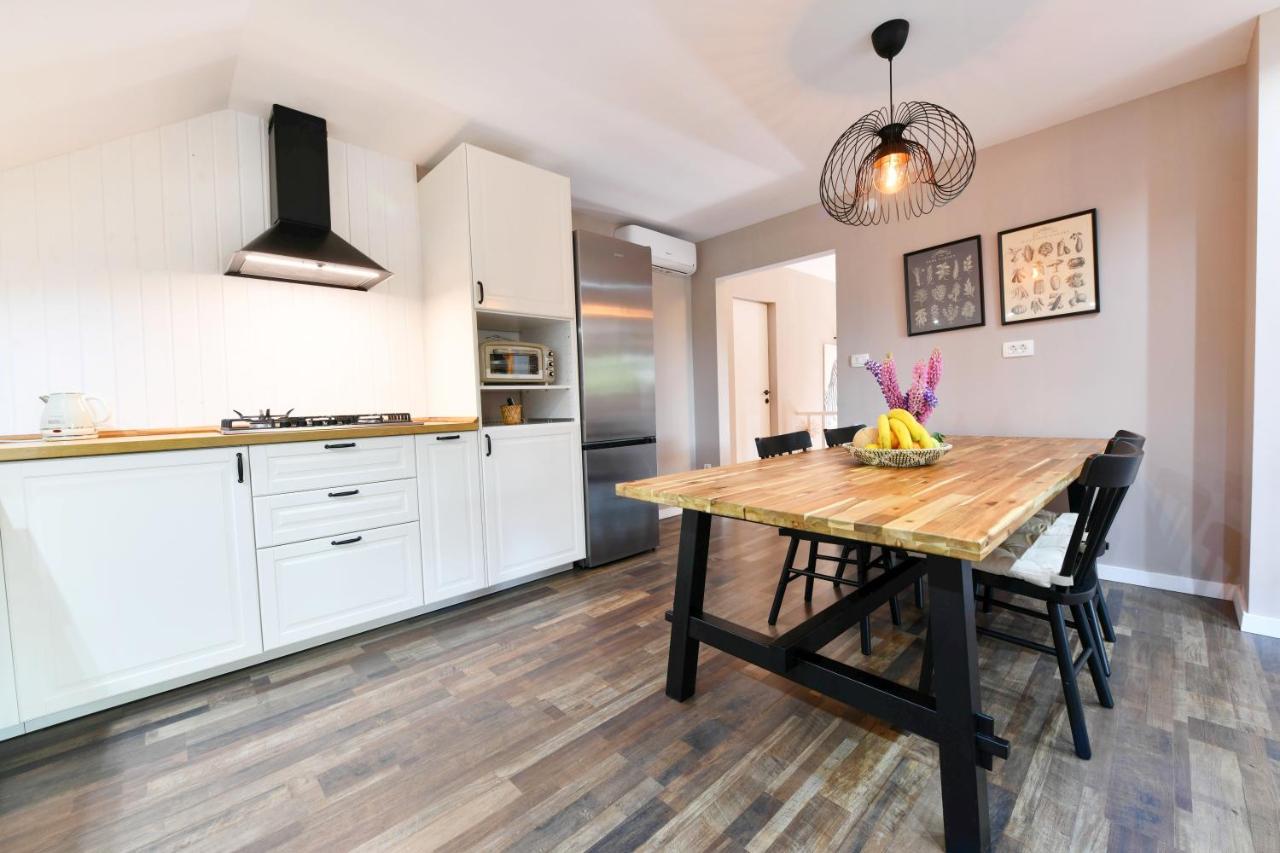 Apartment Murva Dreznik Grad Ngoại thất bức ảnh
