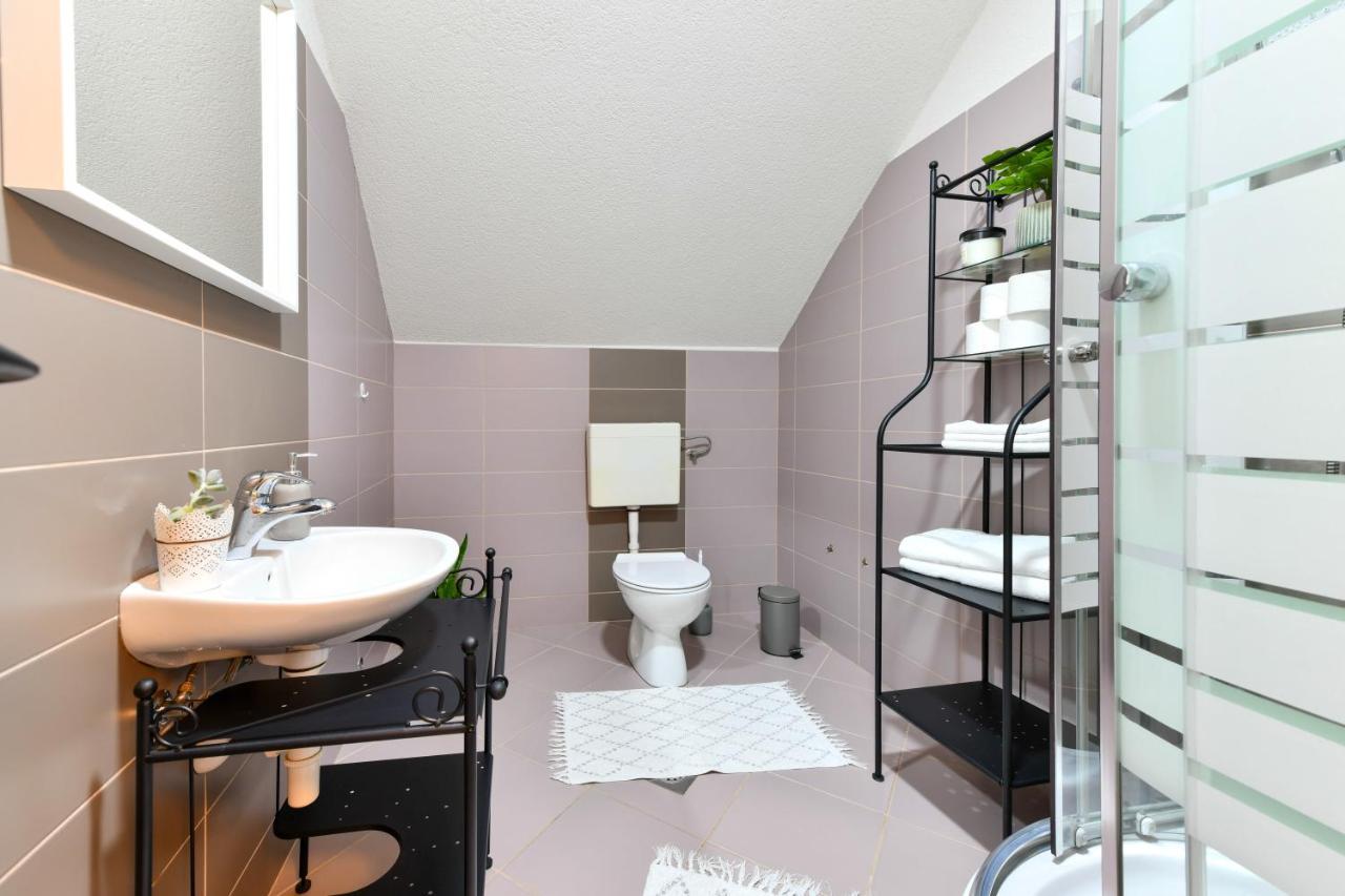 Apartment Murva Dreznik Grad Ngoại thất bức ảnh